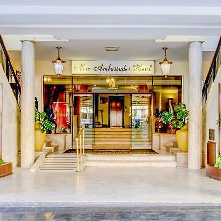 New Ambassador Hotel Harare Bagian luar foto
