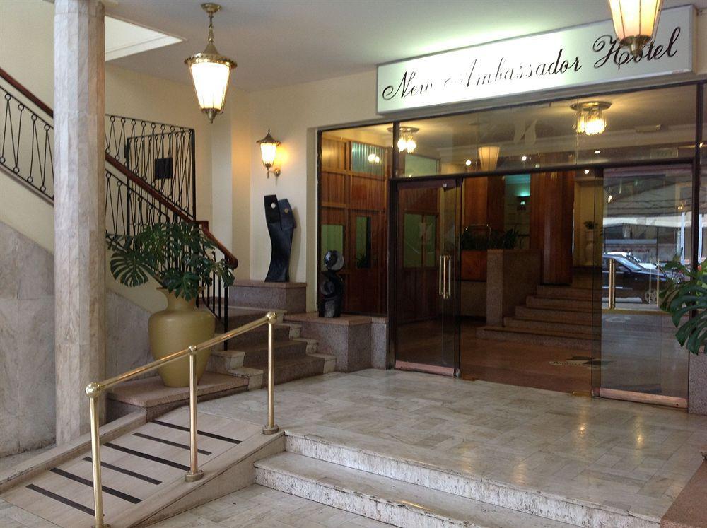 New Ambassador Hotel Harare Bagian luar foto