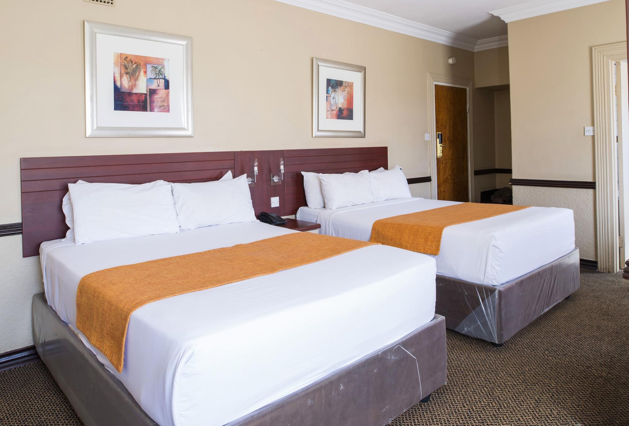 New Ambassador Hotel Harare Bagian luar foto