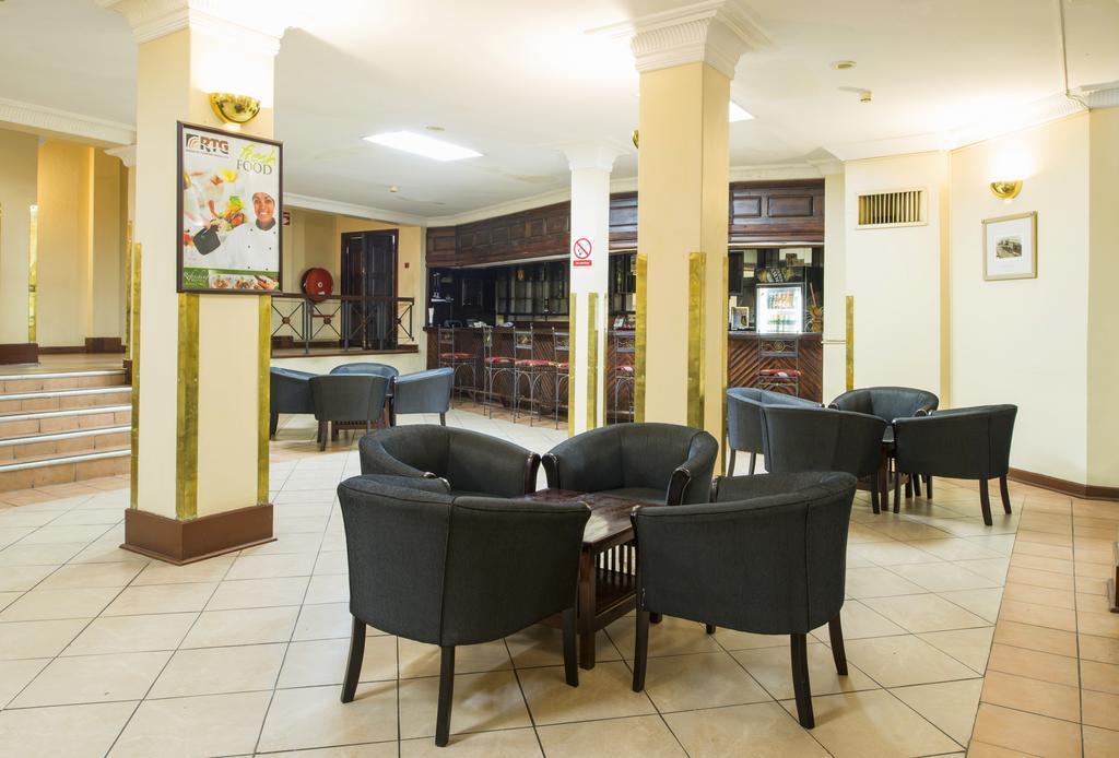 New Ambassador Hotel Harare Bagian luar foto