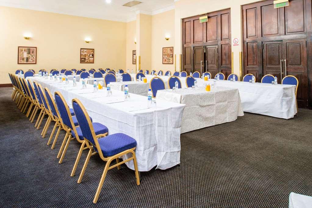 New Ambassador Hotel Harare Fasilitas foto