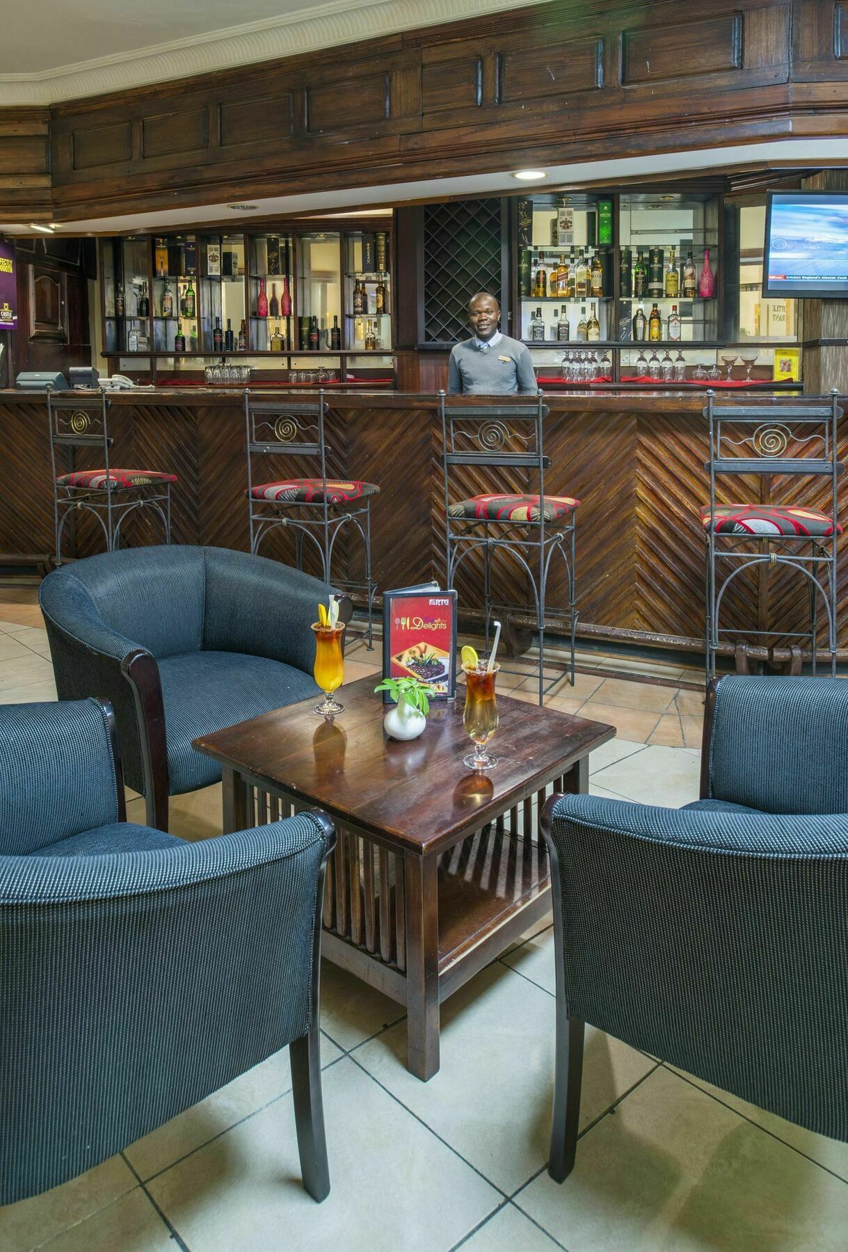 New Ambassador Hotel Harare Bagian luar foto
